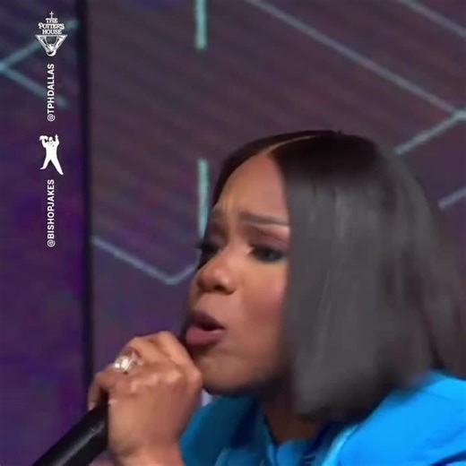 Sis, it’s time to ignite your power and become a force at the Power Moves Tour. Get your tickets and I’ll see you there. - 4.25 • HOUSTON - 4.27 • CHICAGO - 4.30 • BROOKLYN - 5.02 • ATLANTA - 5.03 • DMV (SOLD OUT) - 5.07 • LOS ANGELES | Sarah Jakes Roberts