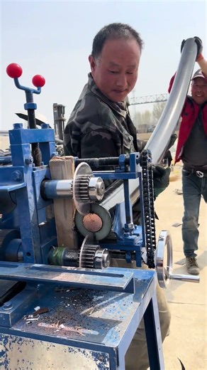 To Heavy Cable Recycling - Good tools and machinery make work easy