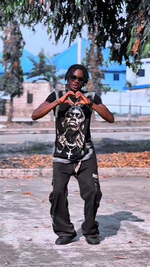 Permit me to bring a smile on your face with this sweetened dance ✨🫶🏾🖤 Dc: @💎 Unique Jhay 💎 #tiktokdance #solacedance #foryou #fyp #creatorsearchinsights