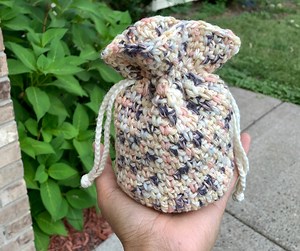 Crochet Gift Ideas: Mini Crochet Drawstring Bag