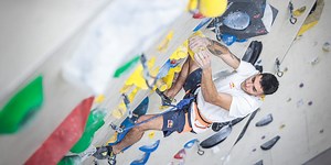 The differences and similarities between bouldering and sport climbing