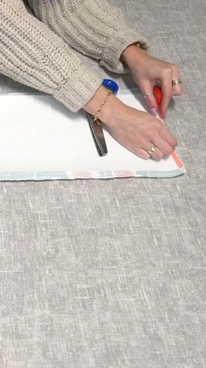 Easy D.I.Y Lampshade Make! #diy #howto #lampshade #artsandcrafts