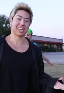 ZHC S02:E06 - Extreme Squid Game Honeycomb Candy Challenge