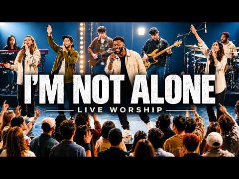 I'M NOT ALONE | Jesus Is Always With Me | Powerful Live Christian Worship