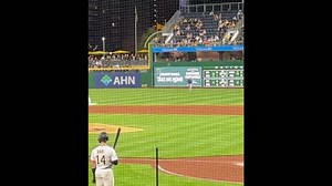 US: Baseball Fan Falls From Stands During Game at PNC Park in Pittsburgh 2