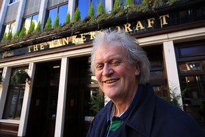 Tim Martin agrees to pay Wetherspoon's staff following pressure from MPs