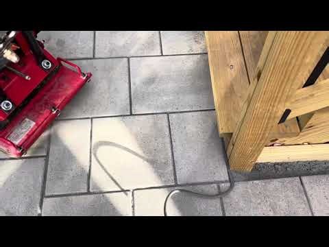 Wen plate compactor and pad 7HP