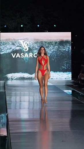 Miami Swim Week Vasaro Runway Show #miamiswimweek #bikinimodels #fashionshow