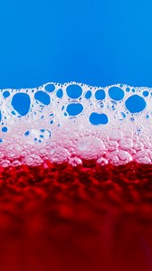 Energy takes many shapes. How about a twist of soda? That’s our favourite: smooth blues meet sharp reds in a mix that’s as bold as it gets. These IN - Inspired by Sting glasses capture the buzz of contrasts, bringing a look that fizzes with life. | Sting Eyewear