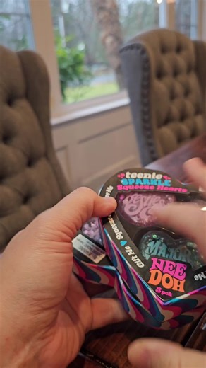 NeeDoh Teenie Sparkle Hearts for Valentines Day ❤️ 💙 💜 #needoh #valentinesdaygift #valentinesday #squishytoys #squeeze