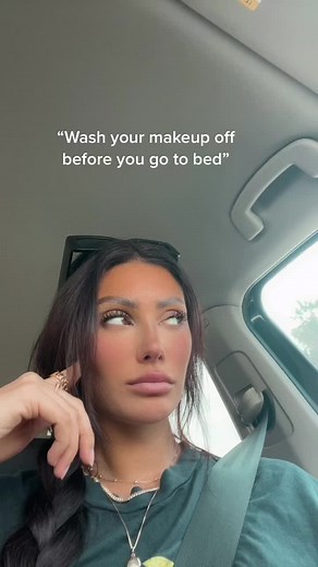 Francesca Farago Night Time Routine: Makeup Off Before Bed