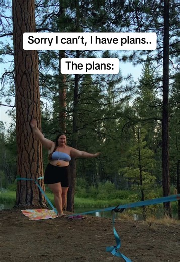 I’m a hot girl! I do hot shit! 🔥 #slackline #plussize #outdoorsy | plus size outfits