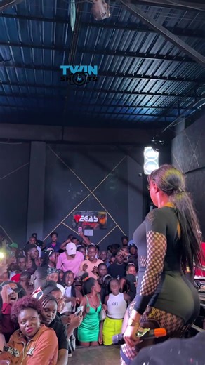 Sheebaholics also turned up for the Queen at Vegas Chillout End of year party…..😎🔥🔥🔥🔥🔥