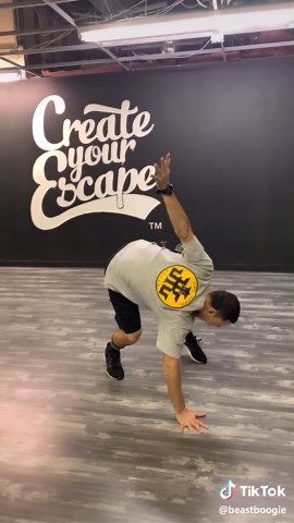 Break Dance Tutorial Pt18: Mastering Handspins in the 90s!