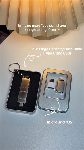 2TB Large Capacity Flash Drive for iPhone Storage