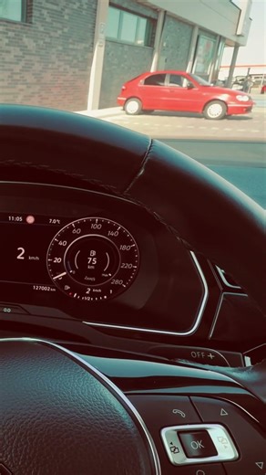 VW Arteon // steering wheel // suspension // clunking // knocking // popping