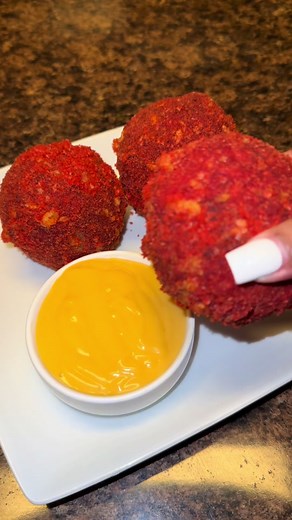 Hot cheeto boudin balls | boudin cheeto ball