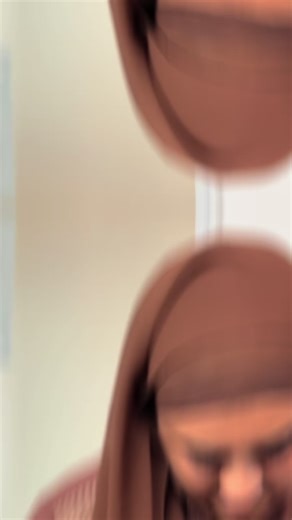 Knee Pain Treatment with Dr. Maleeha Struggling with knee pain, stiffness, or difficulty walking? Dr. Maleeha provides comprehensive assessment and treatment for: • Osteoarthritis (Grade I–IV) • Bone-on-bone knee degeneration • Osteophytes • Ligament strain • Nerve-related lower limb pain • Inflammatory joint conditions Our approach includes detailed evaluation, imaging review, personalized treatment plans, pain management, physiotherapy guidance, and non-surgical or surgical referral where nece