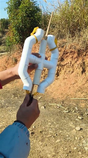 The cheapest bow and arrow - made from PVC pipes #pvc #survival #pipe #shorts #diy