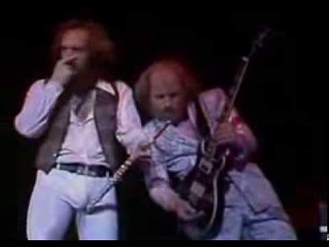 Jethro Tull - Flute Solo (Live At Madison Square Garden - 1978)
