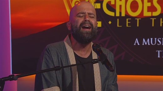 Sebu Simonian performs on GDLA