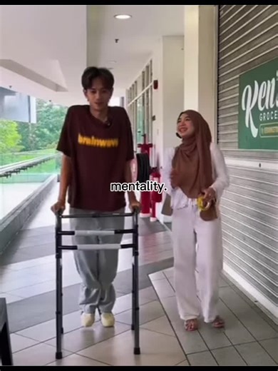 Fae Prank Harry: Kucing dan Teguran Lucu