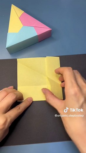 Cách gấp hộp đựng đồ bằng giấy hình tam giác #origamiart #origami #xuhuong2023