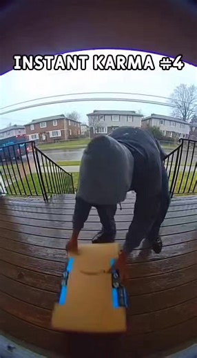 A porch pirate thinks they’re getting away clean… until a bright yellow instant-karma blast turns everything upside down. Watch as the thief grabs the package, sprints off—then gets completely coated when the decoy detonates. The chaos doesn’t stop there: police arrive on scene, the thief freaks out, and the confrontation gets even crazier as the yellow powder covers everything and everyone. Instant karma, caught-on-camera reactions, porch pirate justice, and a full meltdown all in one. This con