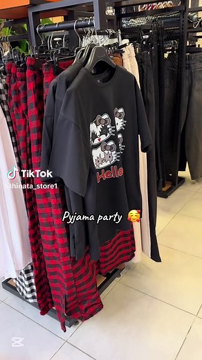 Pyjama party 😍 #sweatshirt #inspoutfits #oldmoney #anime #otaku #algerie🇩🇿