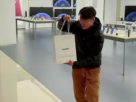 这款华为智选 Hitick高速智能剃须刀7系还带护肤级高科技，抢到就是赚到！