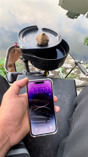 Nhức hết cả tay, Mấy ngày mới lại chốn khách đi tí chiều. Vã quá anh em ạ hjhj hơn 4 tiếng là té. #caudiec #thẻocâudiếc #hoànganhfishing #mồidiếc #caucagiaitri