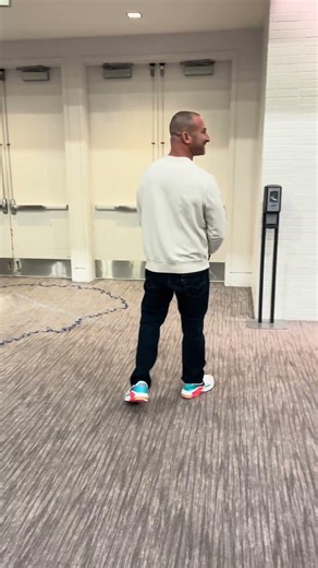 Making pancakes with Fitec cast nets at Twisted Cat Outdoors Fishing Expo #319bait