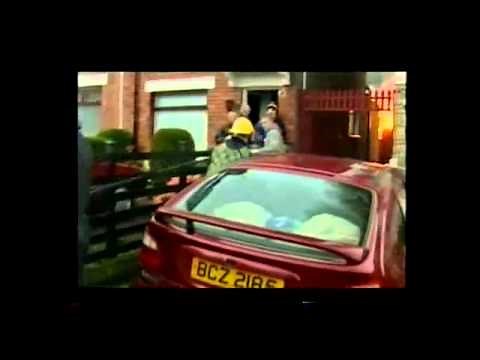 Ardoyne and Holy Cross dispute 2001 (BBC Documentary)