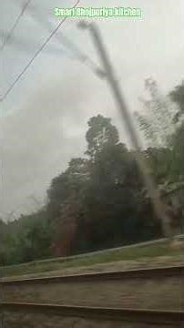 Travelling 🥰 train ka suhana safar #music #love #song #smartbhojpuriyakitchen