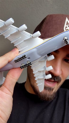 Watch amazin plane model in one place on Amazon Live