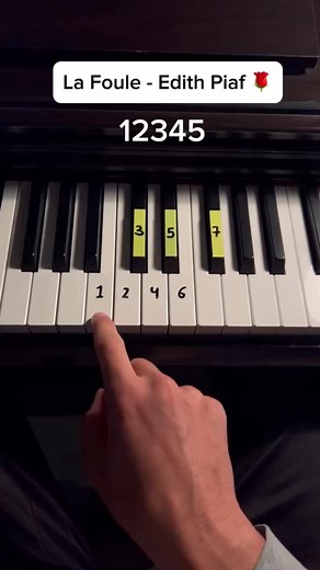 52K views · 773 reactions | La Foule  #piano #tutorial #pianomusic #pianolessons | Keys Tutorials | Facebook