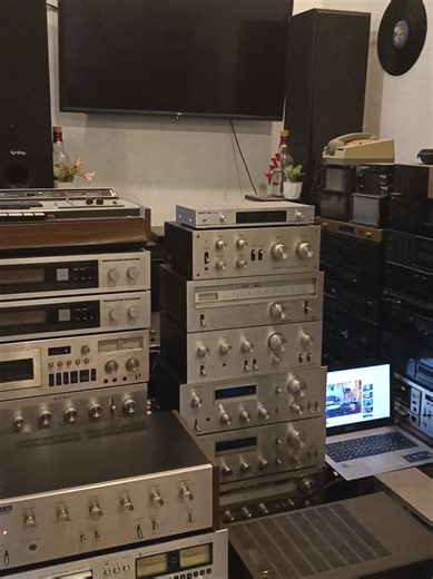 Akai AA-5200 Japan bersih, mulus, suara OK sekali hasil video dengan suara asli bukan suara tempelan edit🤭 harga 1,5jt jauh bantu pack kayu, kirim cargo