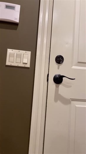 Jessica Blevins Reacts to Ninja Throwing It Back Meme on Reddit