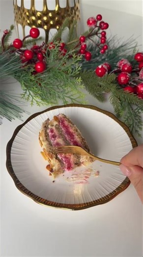Praznicna kremasta vocna torta sa malinama 🎄🍰 #recept