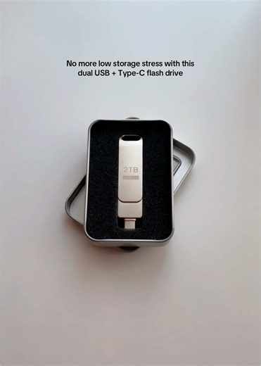 Dual USB Type-C Flash Drive for Hassle-Free Storage
