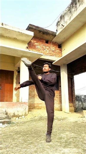 ​How to Master the Question Mark Kick in 3 Steps! 🥋 ⚡..... #selfdefense #youtubeshorts #viralshorts