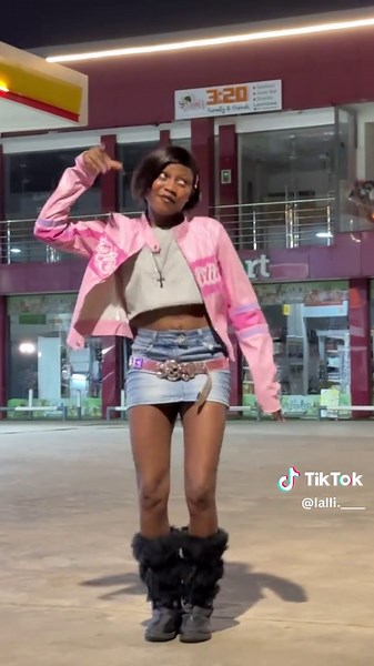 Lollipop Dance Trend: Steps and Moves