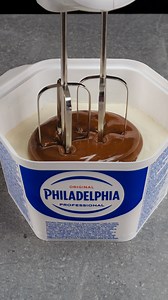 926K views · 8.5K reactions | Mélangez la Nutella avec le fromage à la crème. Vous n'achèterez plus jamais de dessert ! Ingredientes sucre: 200 g pudding à la vanille en poudre: 150 g lait: 2 l À FEU MOYEN: 25 MIN lait concentré: 100 g biscuits: 500 g glaçons : 4 pc miel: 15 g lait: 100 ml café: 30 g sucre: 20 g La sauce beurre fondu: 200 g bananes: 1 pc eau: 20 ml | Cookrate - France | Facebook