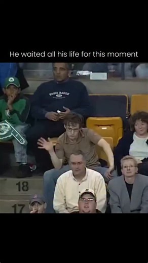 Interesting Facts & Stories on Instagram: "In 2009, during a break at a Boston Celtics game, an ordinary moment turned into an unforgettable performance thanks to a young fan named Jeremy Fry. As Bon Jovi’s iconic anthem “Livin’ on a Prayer” blasted through the arena, Jeremy sprang to life. What began as a spontaneous dance quickly escalated into a full-blown show. With uncontainable energy, he sang at the top of his lungs, air-guitared like a rock star, and danced his way down the stadium steps