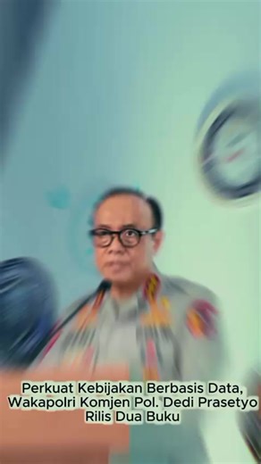 Perkuat Kebijakan Berbasis Data, Wakapolri Komjen Pol. Dedi Prasetyo Rilis Dua Buku JAKARTA – Di tengah tantangan era digital dan dinamika geopolitik yang kian kompleks, Wakapolri Komjen Pol. Prof. Dr. Dedi Prasetyo menegaskan komitmennya dalam membangun Ilmu Kepolisian berbasis riset dan data melalui peluncuran dua karya literatur yakni buku ke-39 hasil karya beliau dengan judul