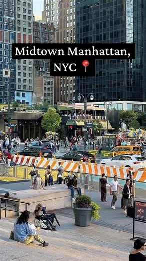 Midtown Manhattan in motion 🗽🚕 Just another day in New York City. #nyclife #youtubeshort #travel