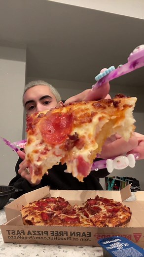 Eat pizza w me 🤭🍕! Instagram @theryanjayshowofficial