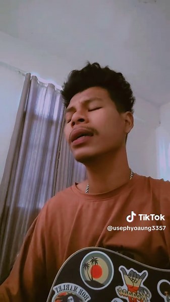 ညှိအုံးမလား - Cover Version on Guitar