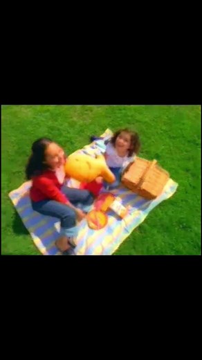 #2004 #oldcommercials #90scommercials #2000scommercials #90skid #90s #2000skid #nostalgia #childhoodnostalgia #2000s #nostalgiacore #fyp #childhood #childhoodmemories #early2000s #foryou #foryoupage #fypシ #fypage #nostalgic