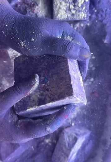 Satisfying ASMR Chalk Crunching Sounds